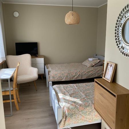 Ohtu Poik 4 City Center Apartment Pärnu Extérieur photo